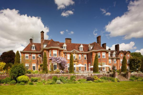 Отель Barnett Hill Hotel  Гилдфорд